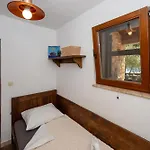 House Uncle Simon * Pašman