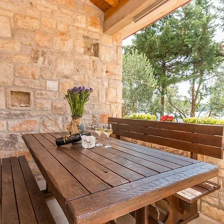 House Uncle Simon Hébergement de vacances Pašman