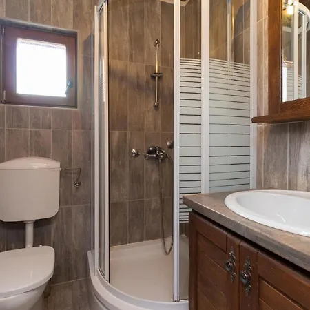 House Uncle Simon * Pašman